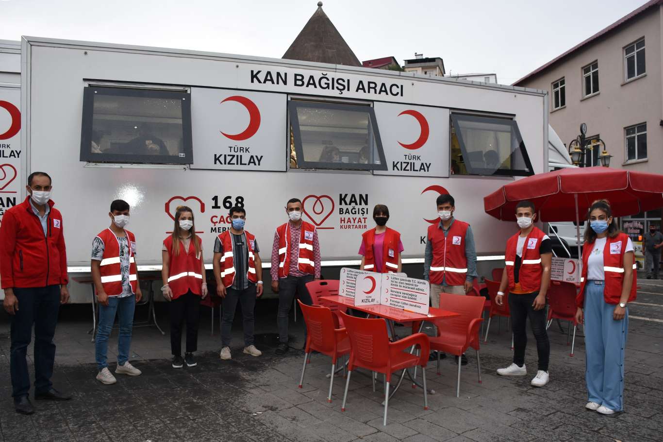 14 yaşındaki Arda'nın ailesinden kök hücre için Kızılay'a kan bağışında bulunma çağrısı 14 yaşındaki Arda'nın ailesinden kök hücre için Kızılay'a kan bağışında bulunma çağrısı